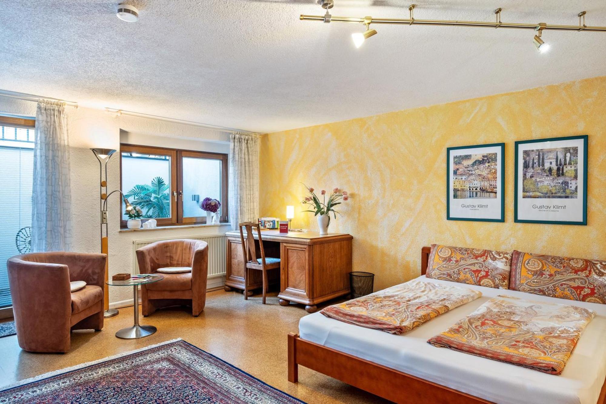 Ferienwohnung Bei Franka Mit Sauna Freiburg im Breisgau Eksteriør billede