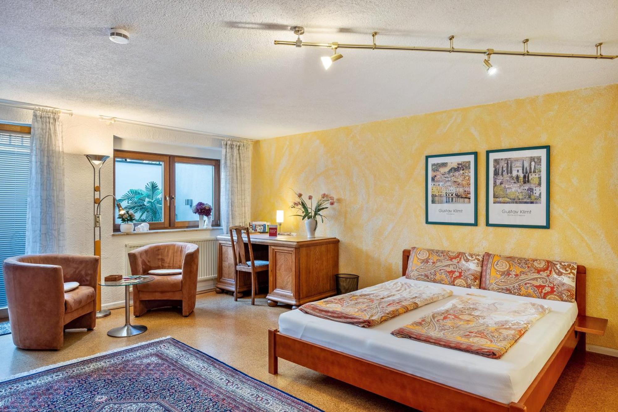 Ferienwohnung Bei Franka Mit Sauna Freiburg im Breisgau Eksteriør billede