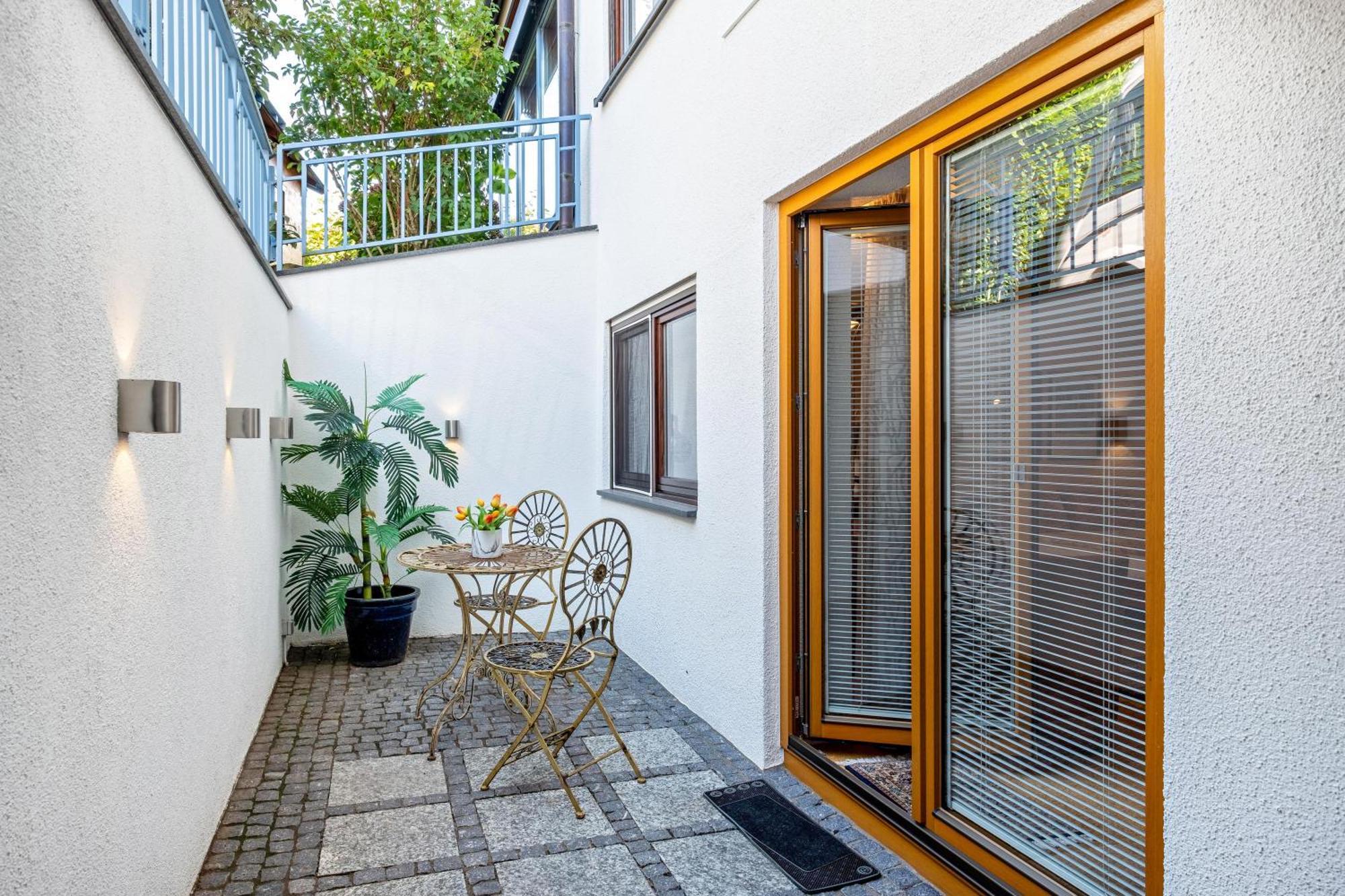 Ferienwohnung Bei Franka Mit Sauna Freiburg im Breisgau Eksteriør billede
